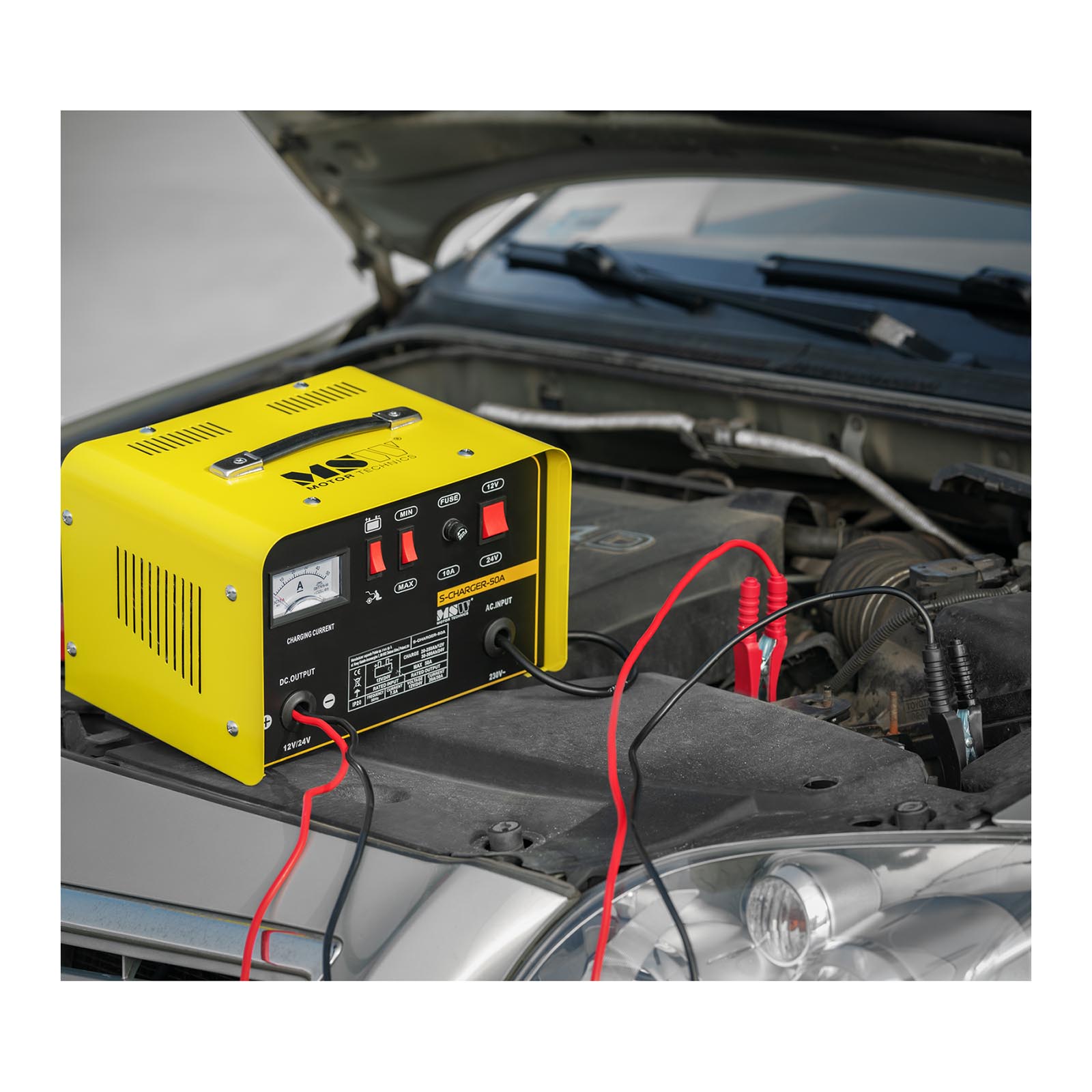 Arebos Autobatterie-Ladegerät, 12 V / 24 V, 50 A, mit Starthilfe